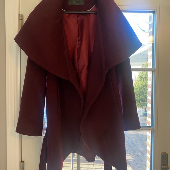 Elie Tahari burgundy hooded belted coat - Picture 4 of 8